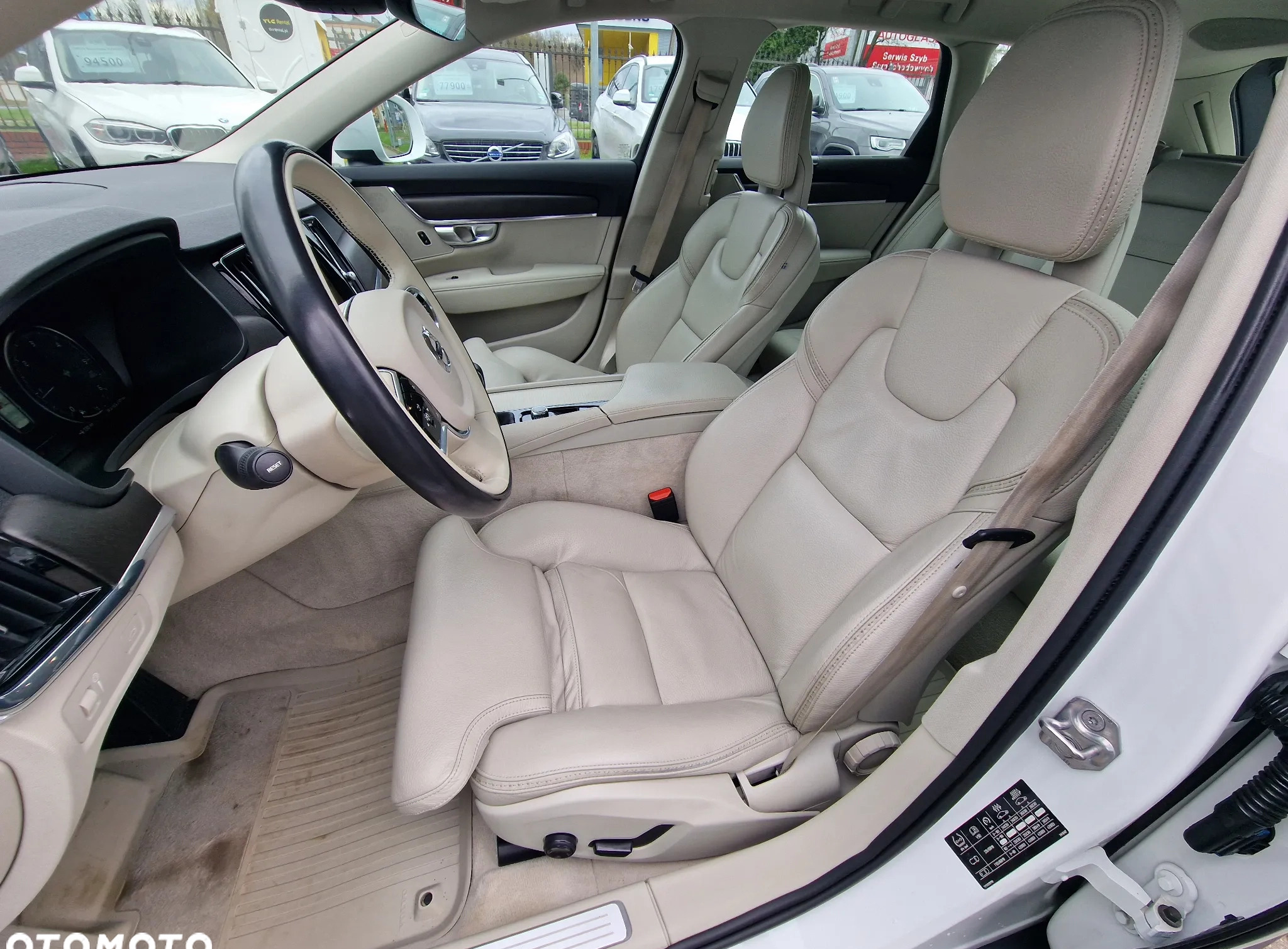 Volvo V90 Cross Country cena 84900 przebieg: 375480, rok produkcji 2017 z Ryki małe 497